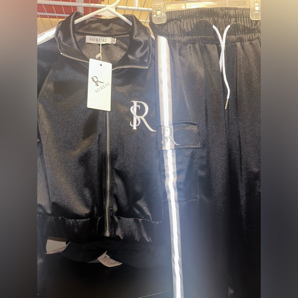 GSUWOO Tracksuit